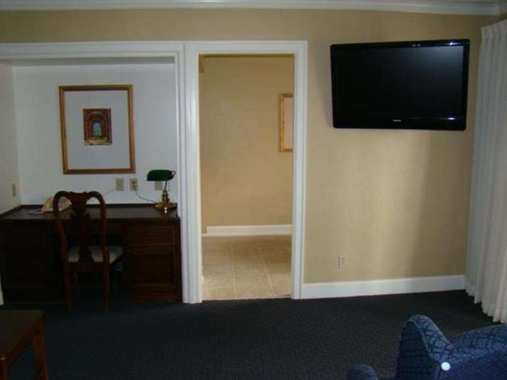 Senate Suites Extended Stay Hotel Topeka Habitación foto